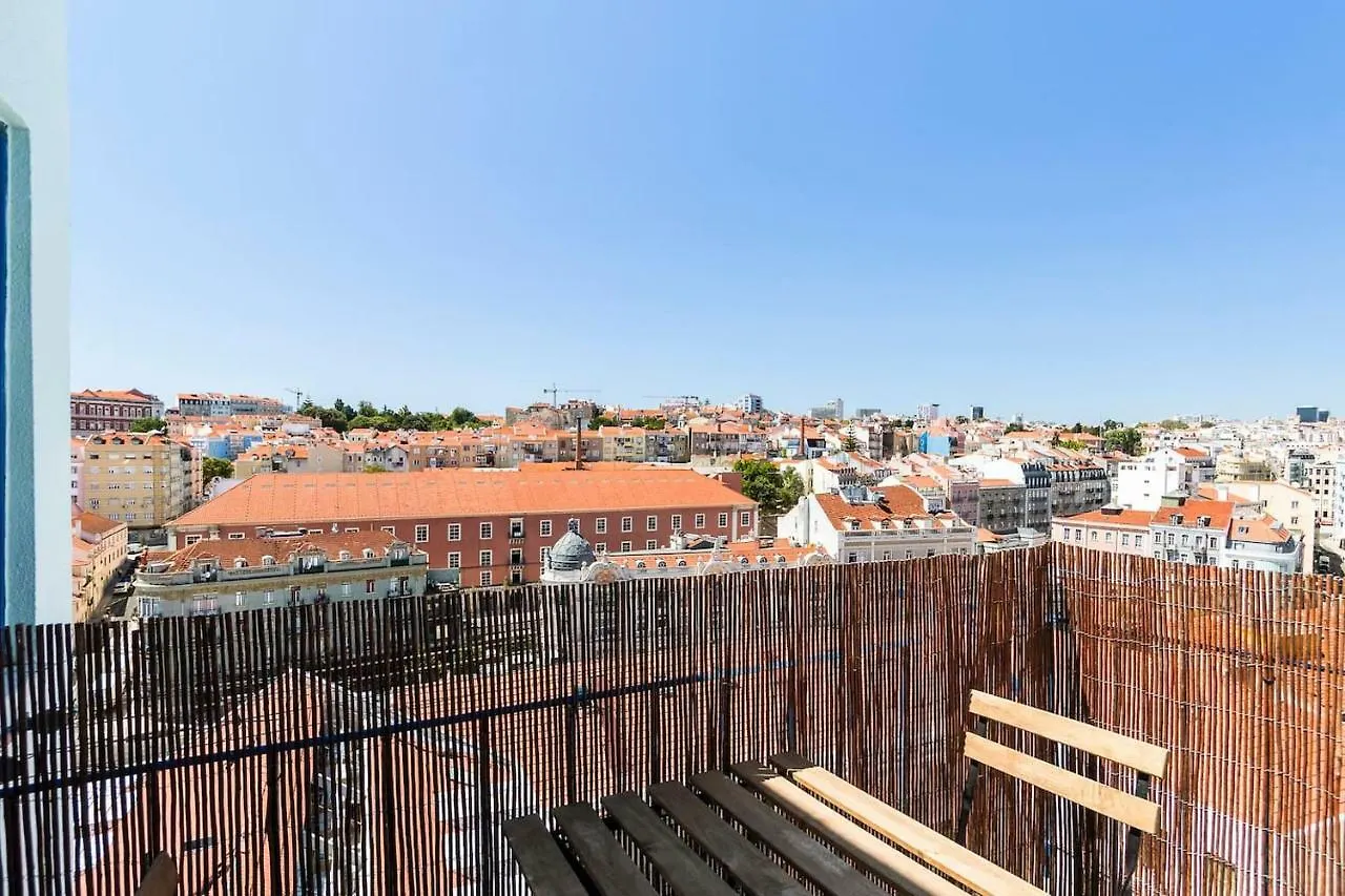 Central Apartment With Great Views And Aircon Lisbon 0*,