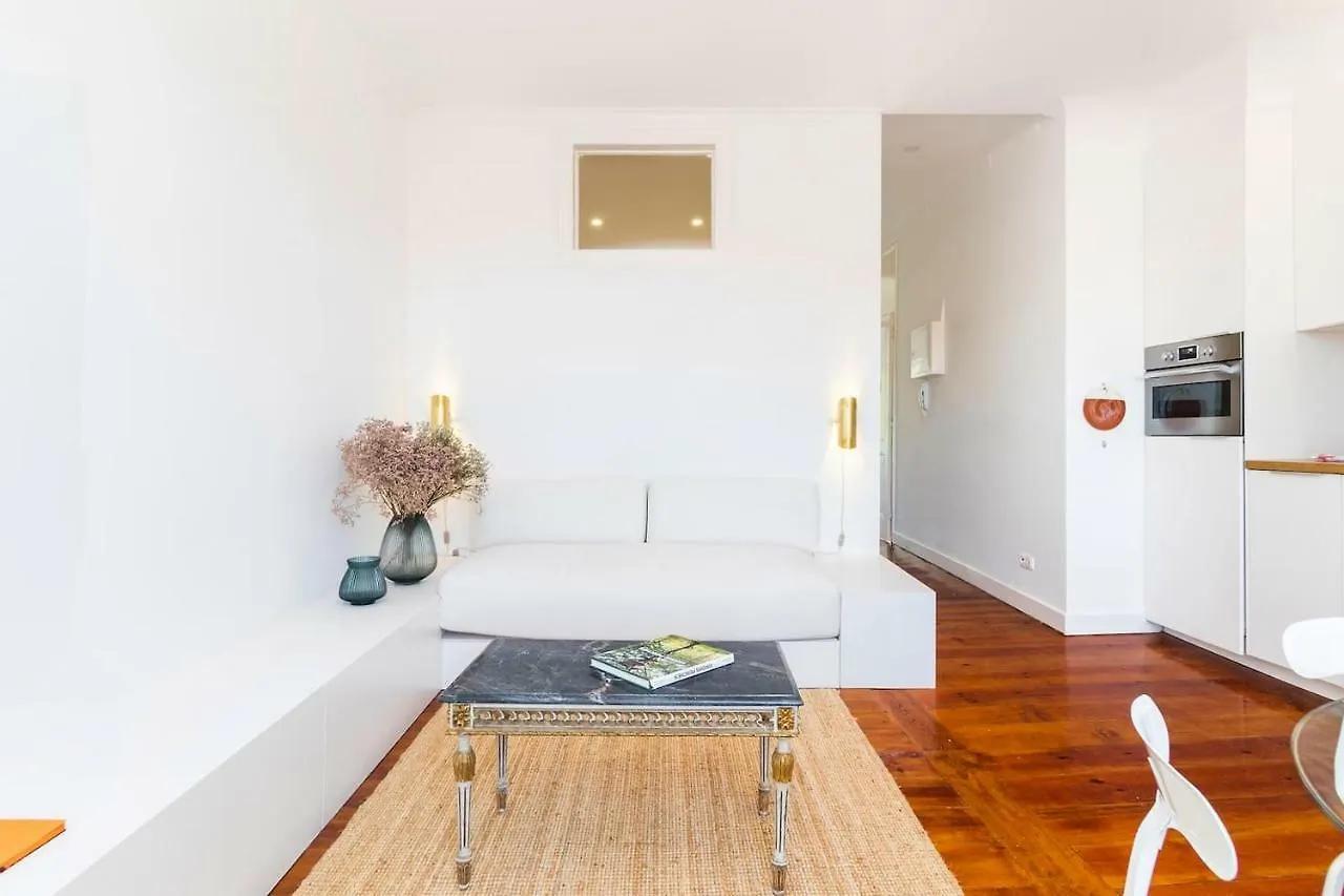 Central Apartment With Great Views And Aircon Lisboa